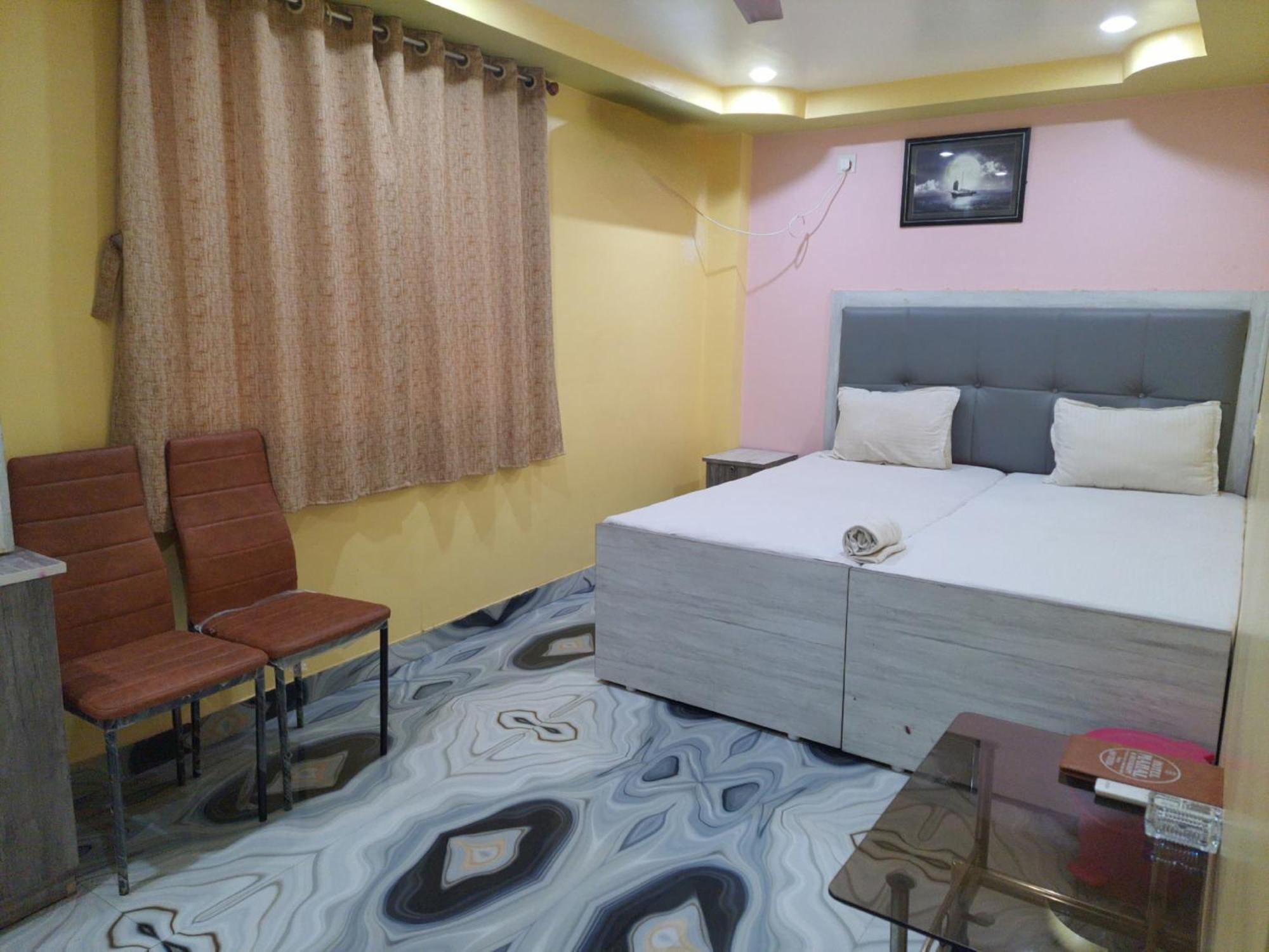 Hotel Mahal & Restaurant Kalyani Exterior photo